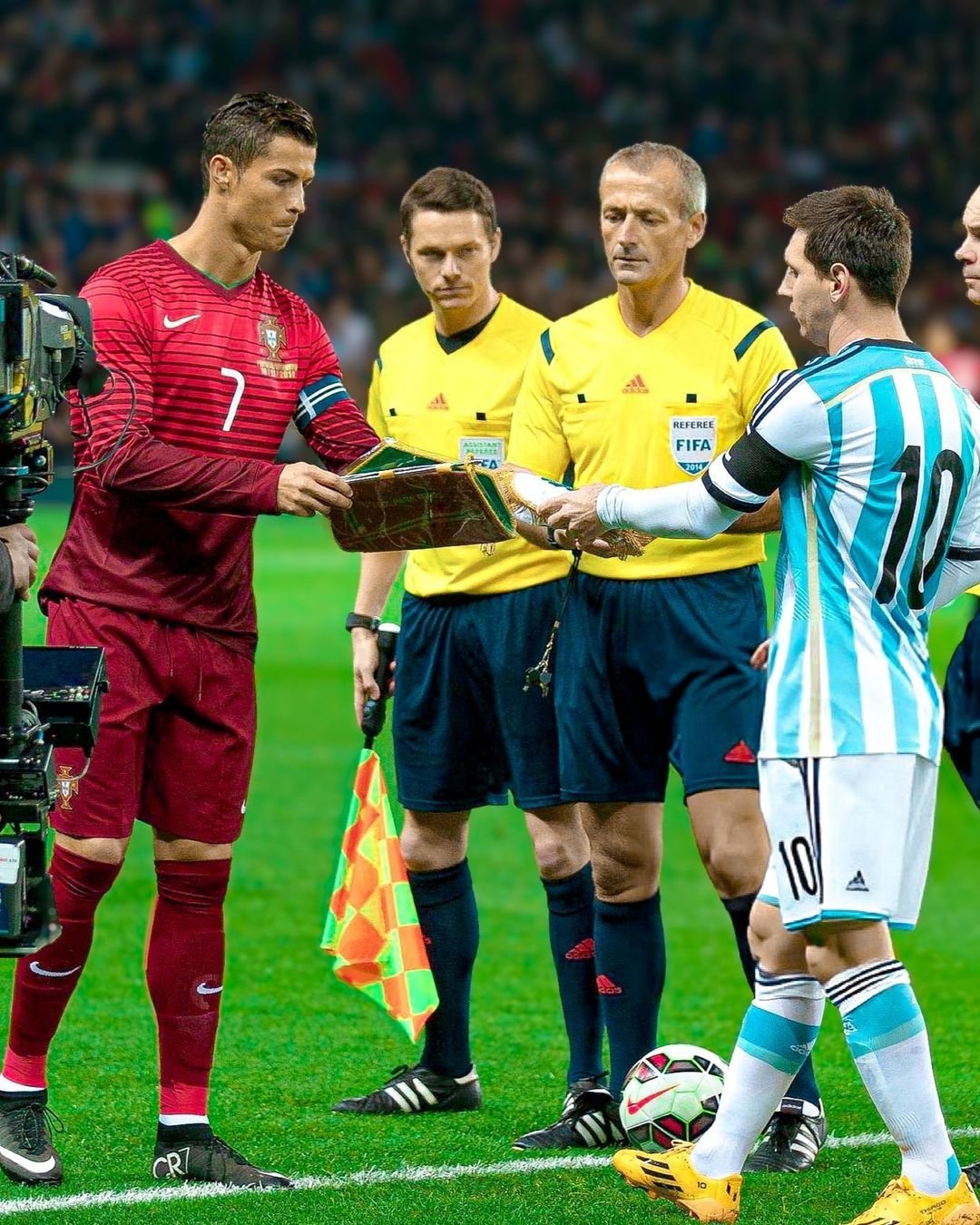 开云体育在线-克里斯蒂亚诺罕见失误，葡萄牙队仍然获得胜利