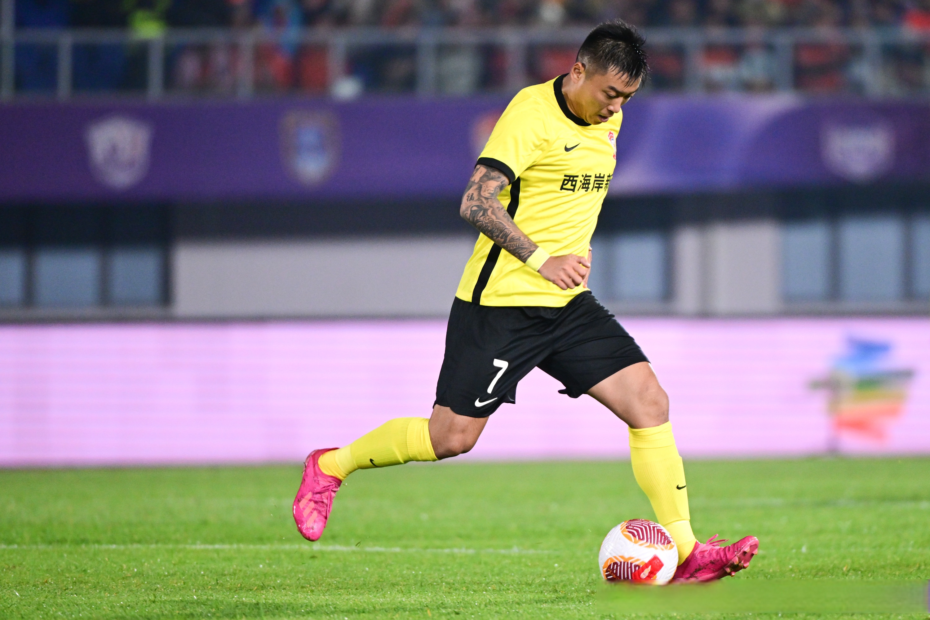 开云体育平台-江苏苏宁球员伤愈复出，重新加入球队训练的简单介绍