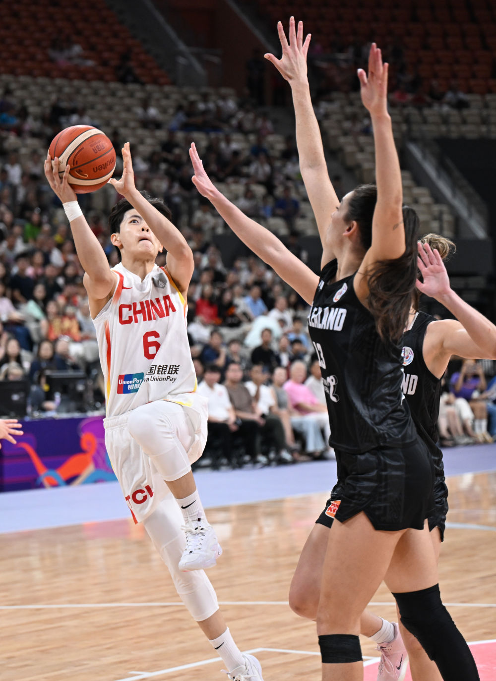 开云体育链接-关于福建女篮客场大胜新疆队，追赶榜首位置的信息