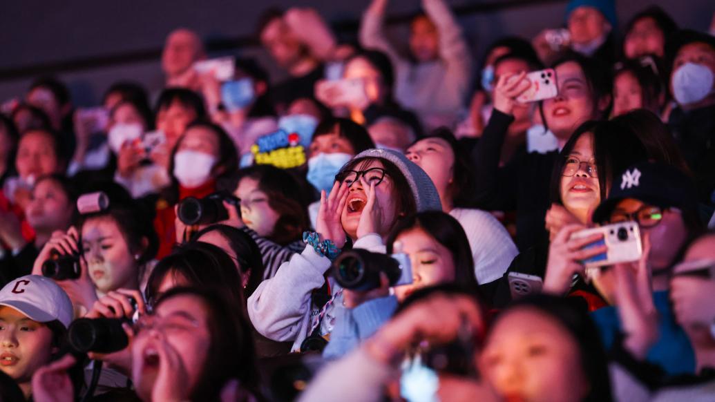 开云体育网页版登录入口-现场气氛火爆，比赛吸引大批观众