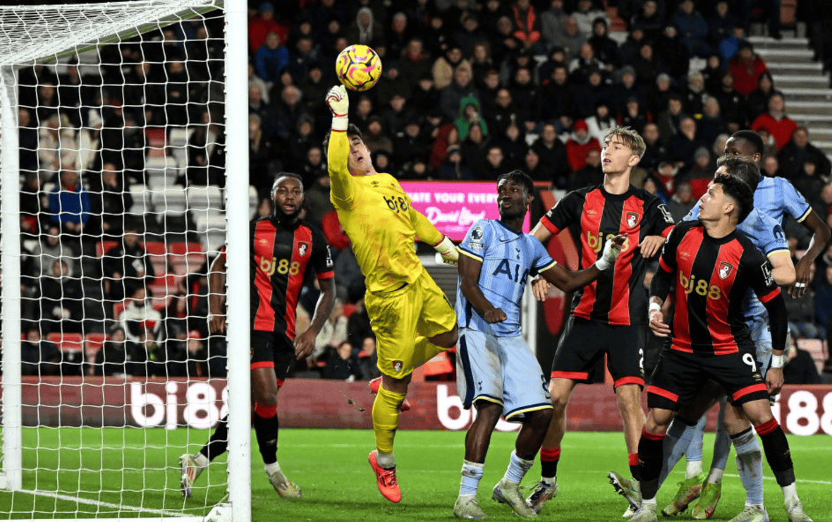 热刺错失良机,客场遭遇惨败终结连胜的简单介绍 热刺错失良机,客场遭遇惨败终结连胜的简单介绍