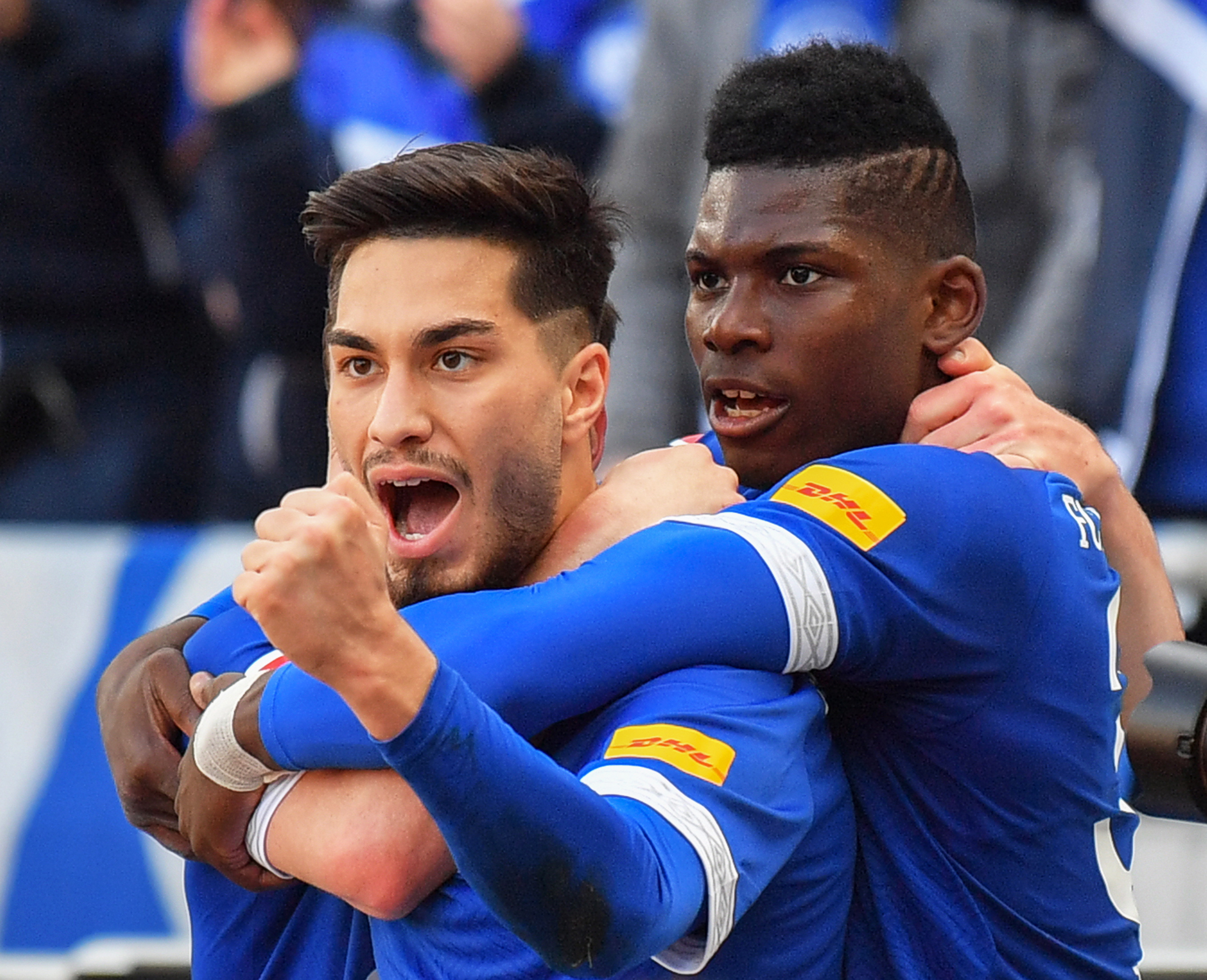 开云体育app下载-沙尔克04客场力克对手，摆脱连败